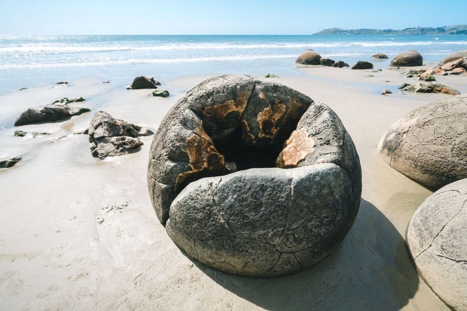 Moeraki Boulders. near Oamaru.