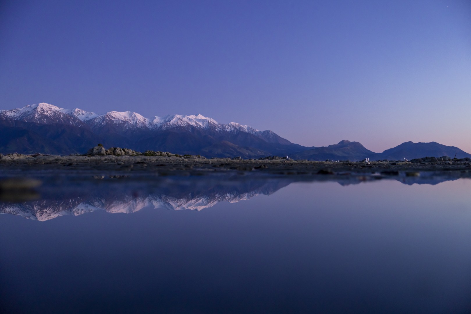 Premium coach tour exploring scenic landscapes in New Zealand’s South Island