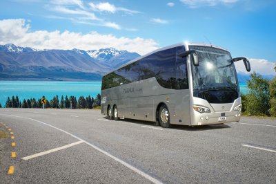 Kirra bus -luxury bus tours for 50+
